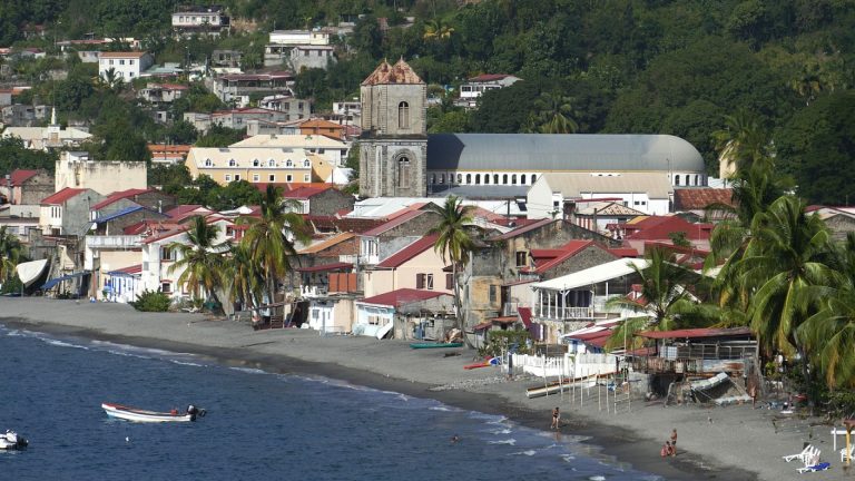 Les meilleurs endroits à voir en Martinique en voiture !